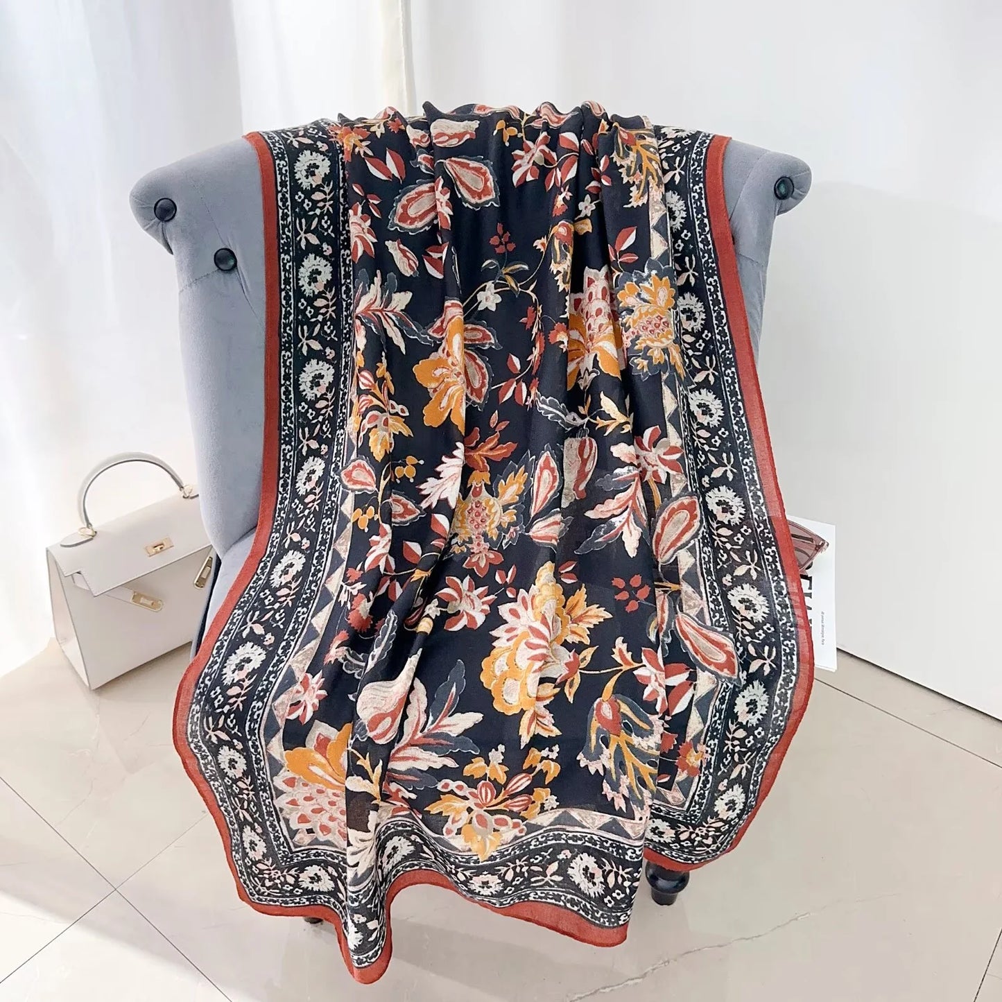 Elegant paisley Print