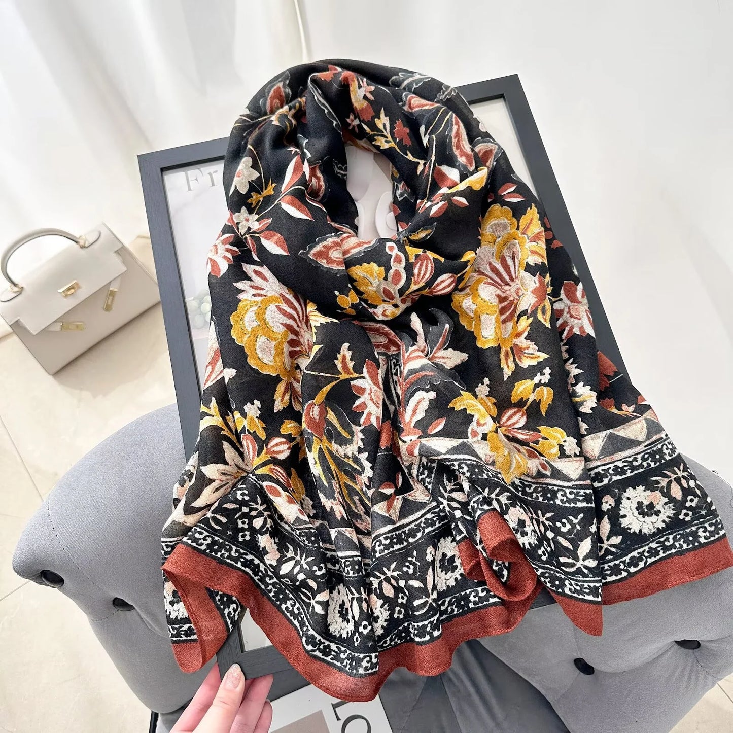 Elegant paisley Print