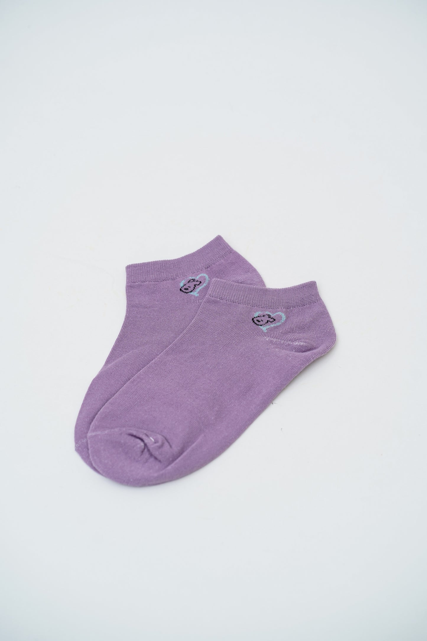 Lilac Ankle Socks with Heart and Cloud Graphics